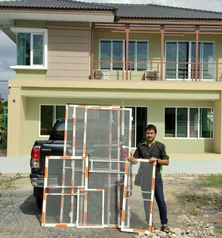 บานมุ้งลวดประตู