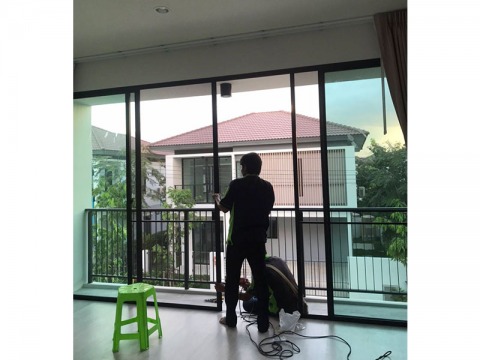 ประตูมุ้งลวดราคาถูก